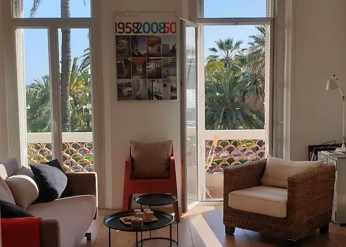 Cannes Croisette Loft